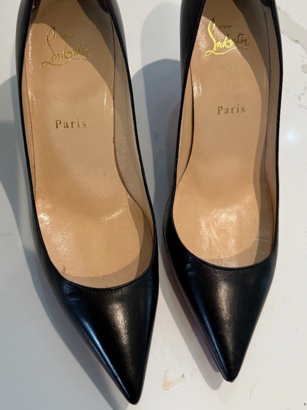 LOUBOUTIN Decolette 554 70 Black pumps size 38.5